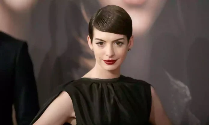 Anne Hathaway Short Hair A Style That Inspires Millions2025